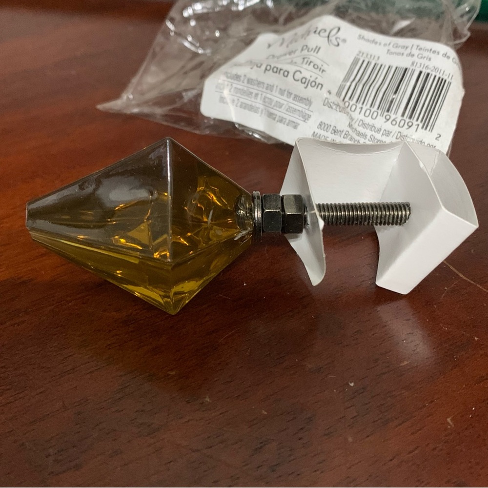 NWT Michael’s Triangular Prism Drawer Pull